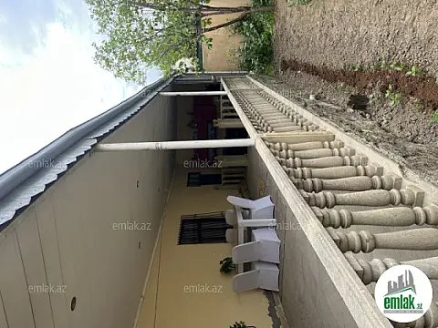 Satılır 4 otaqlı həyət evi 146 m²