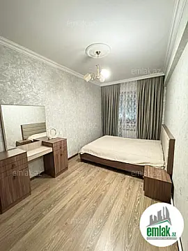Satılır 2 otaqlı köhnə tikili 70 m²