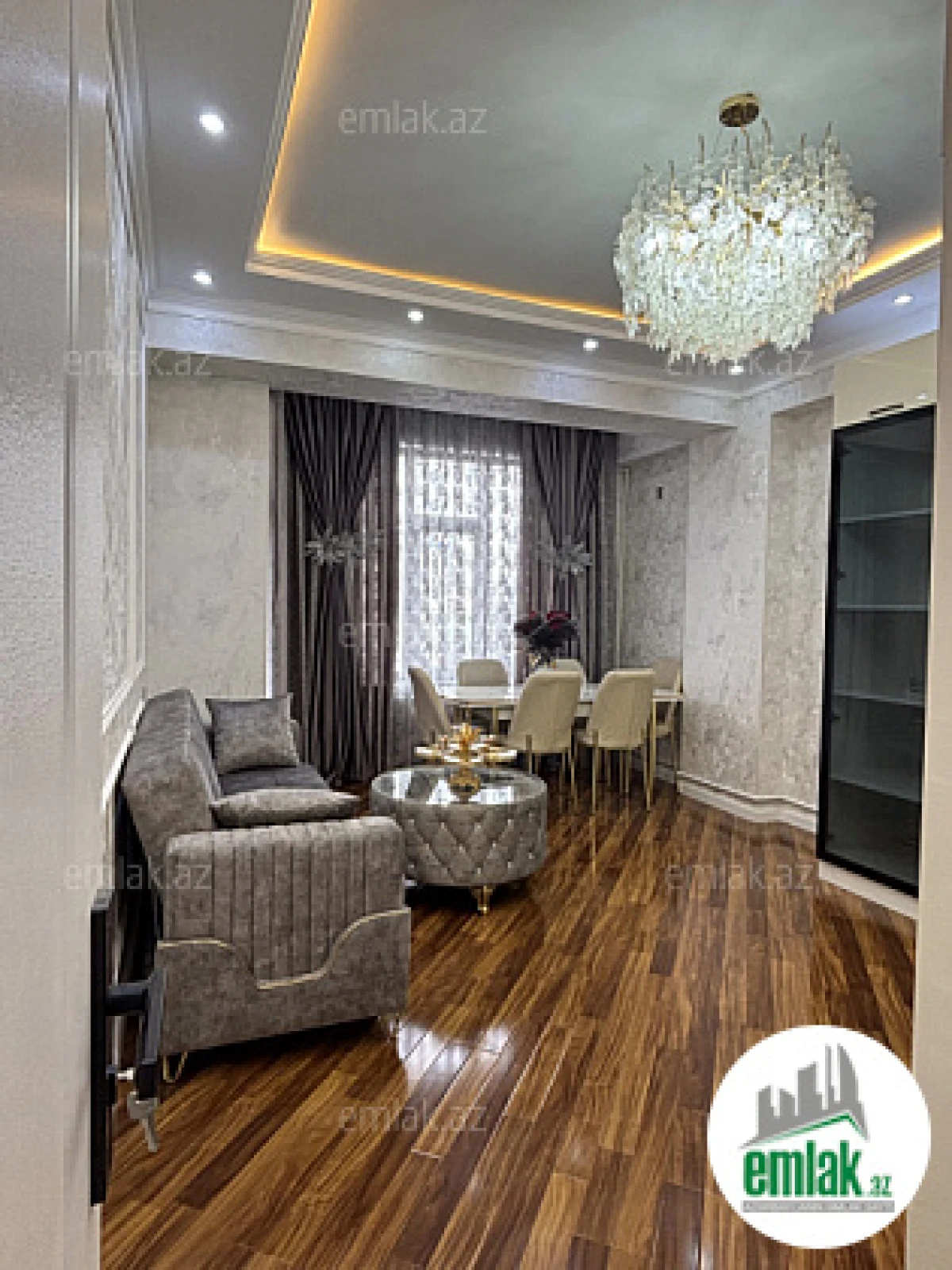 Satılır 3 otaqlı yeni tikili 80 m²
