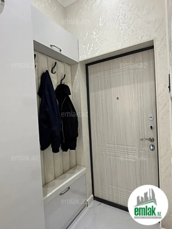 Satılır 3 otaqlı yeni tikili 80 m²