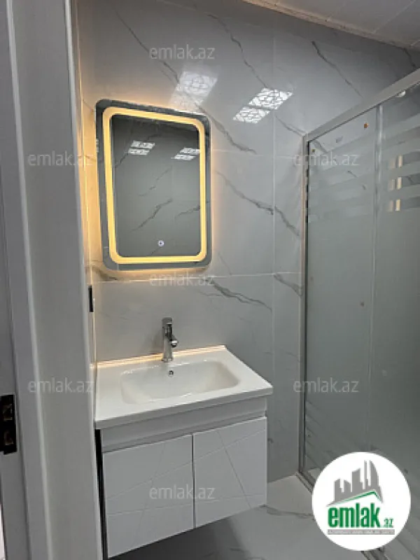 Satılır 3 otaqlı yeni tikili 80 m²