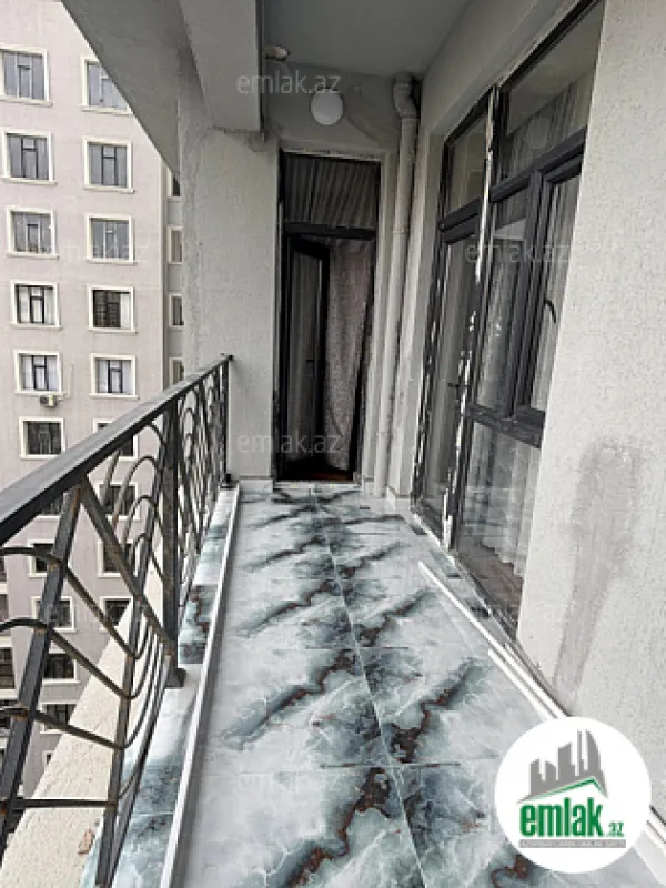 Satılır 3 otaqlı yeni tikili 80 m²