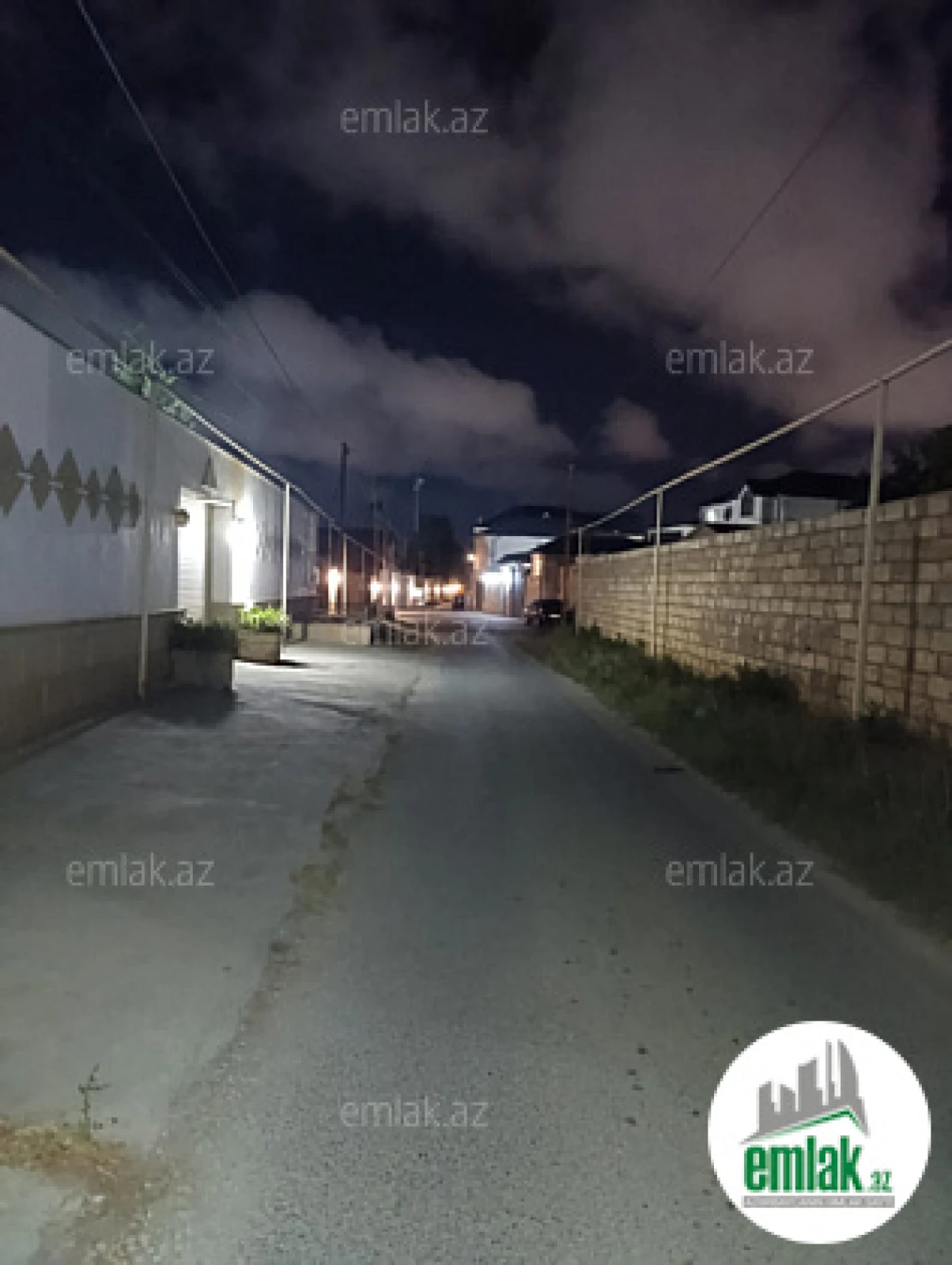 Satılır torpaq sahəsi 15 m²