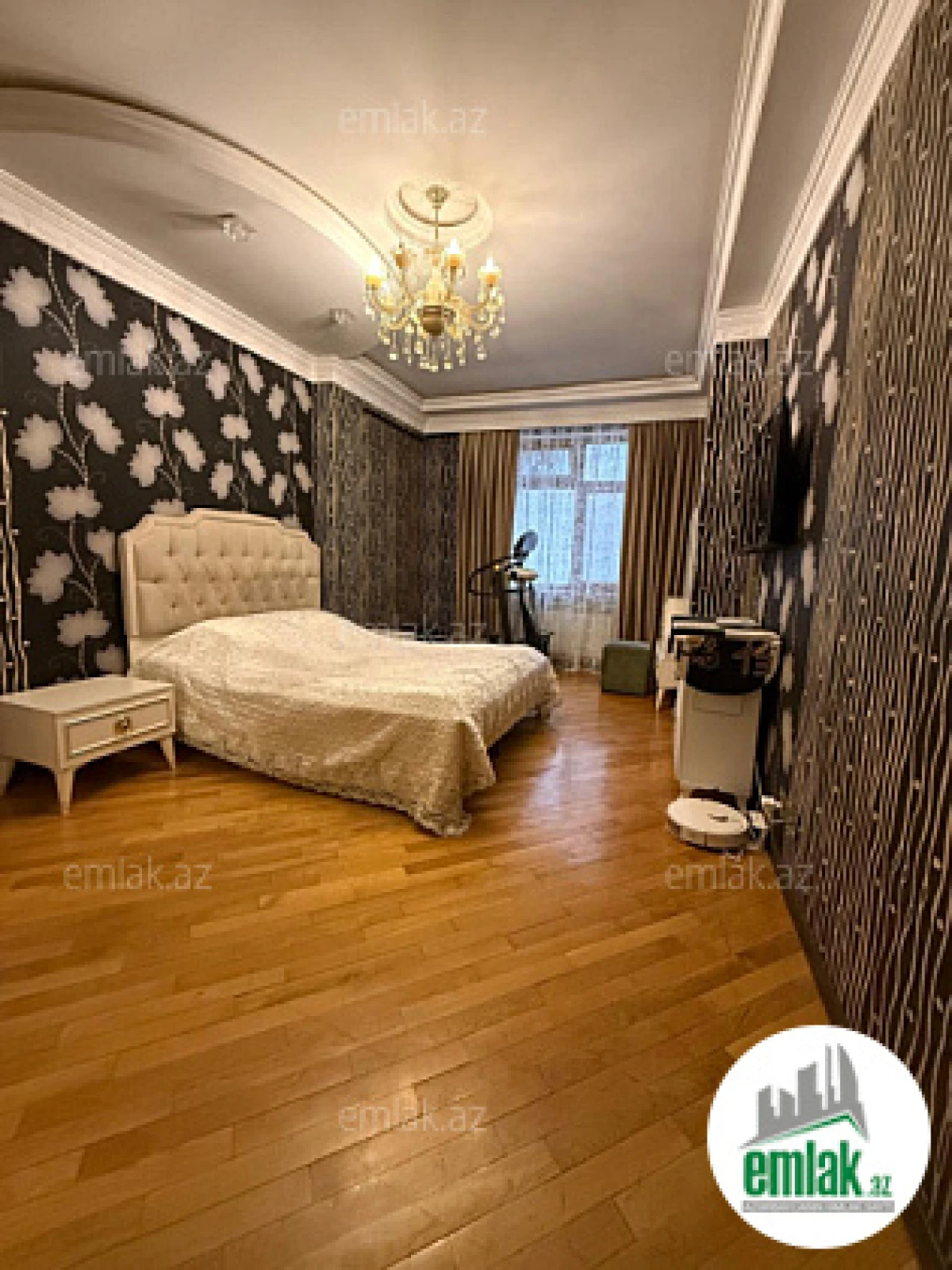 Satılır 3 otaqlı yeni tikili 105 m²