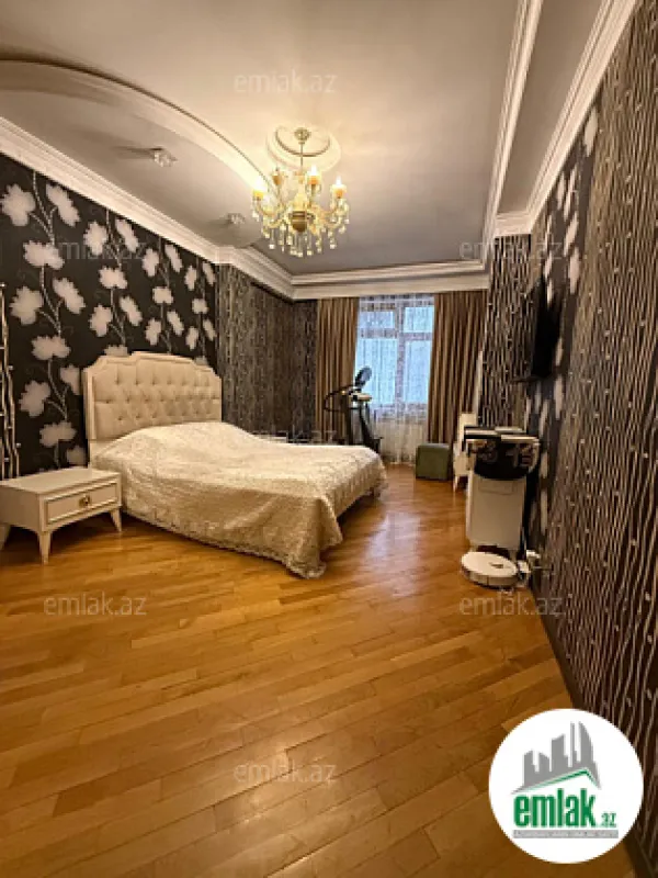 Satılır 3 otaqlı yeni tikili 105 m²