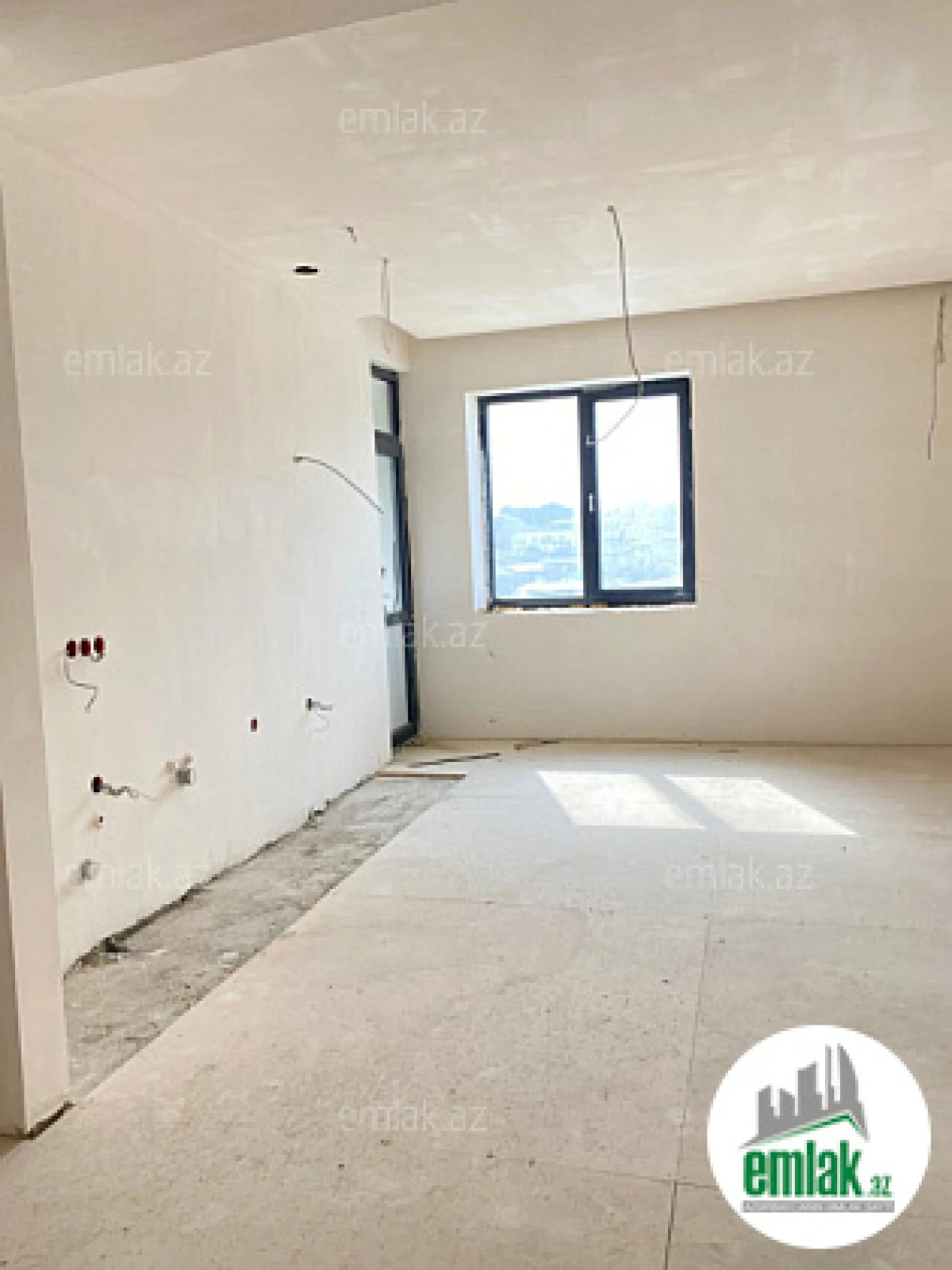 Satılır 2 otaqlı yeni tikili 94 m²