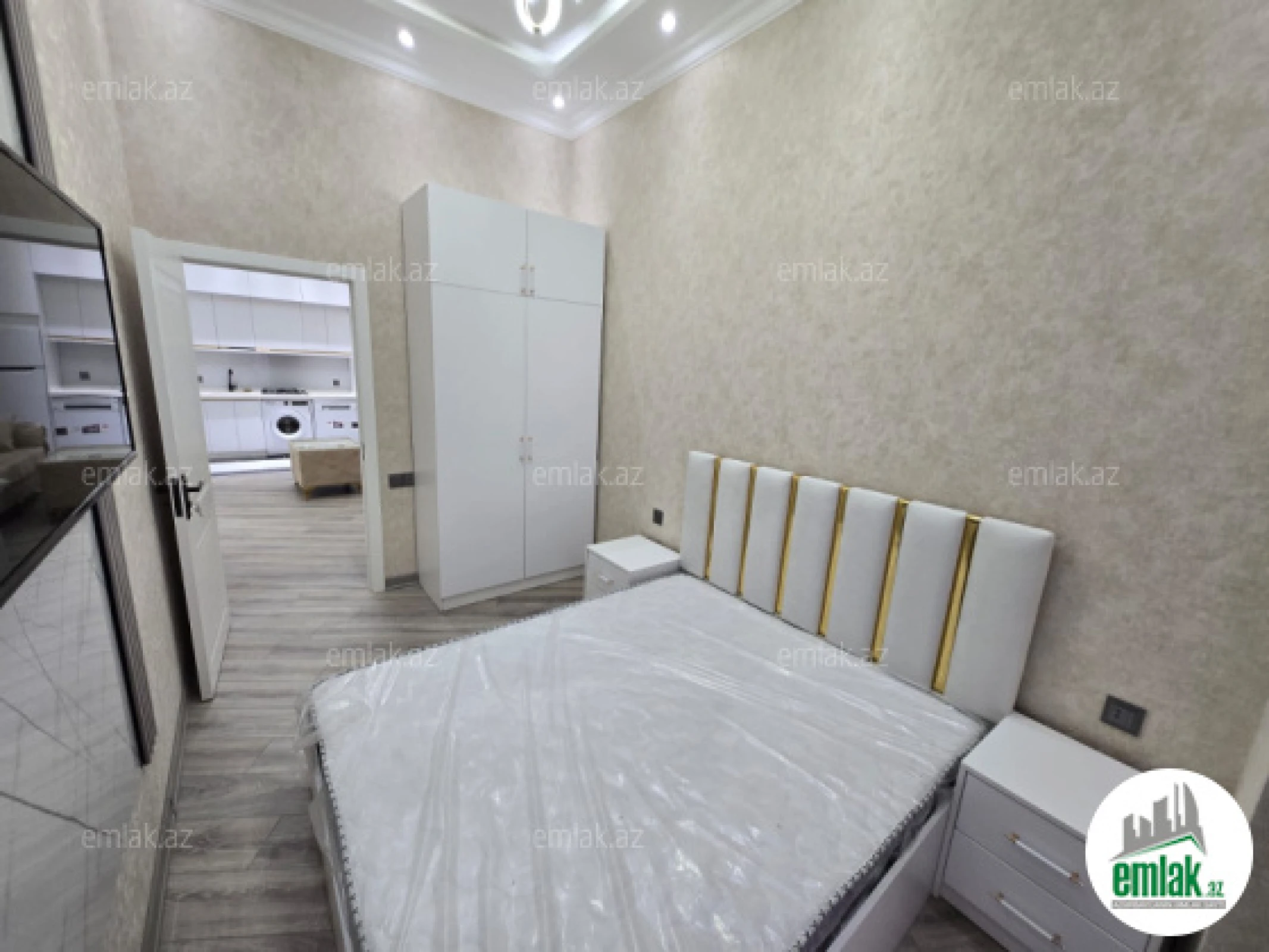 Satılır 2 otaqlı yeni tikili 70 m²