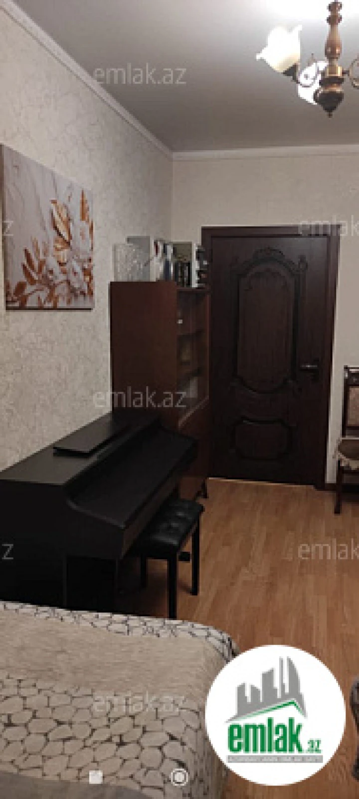 Satılır 3 otaqlı köhnə tikili 85 m²