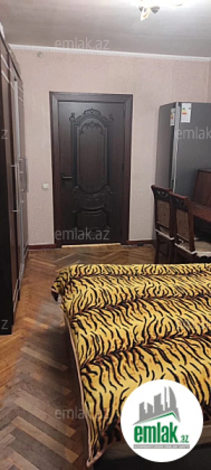 Satılır 3 otaqlı köhnə tikili 85 m²