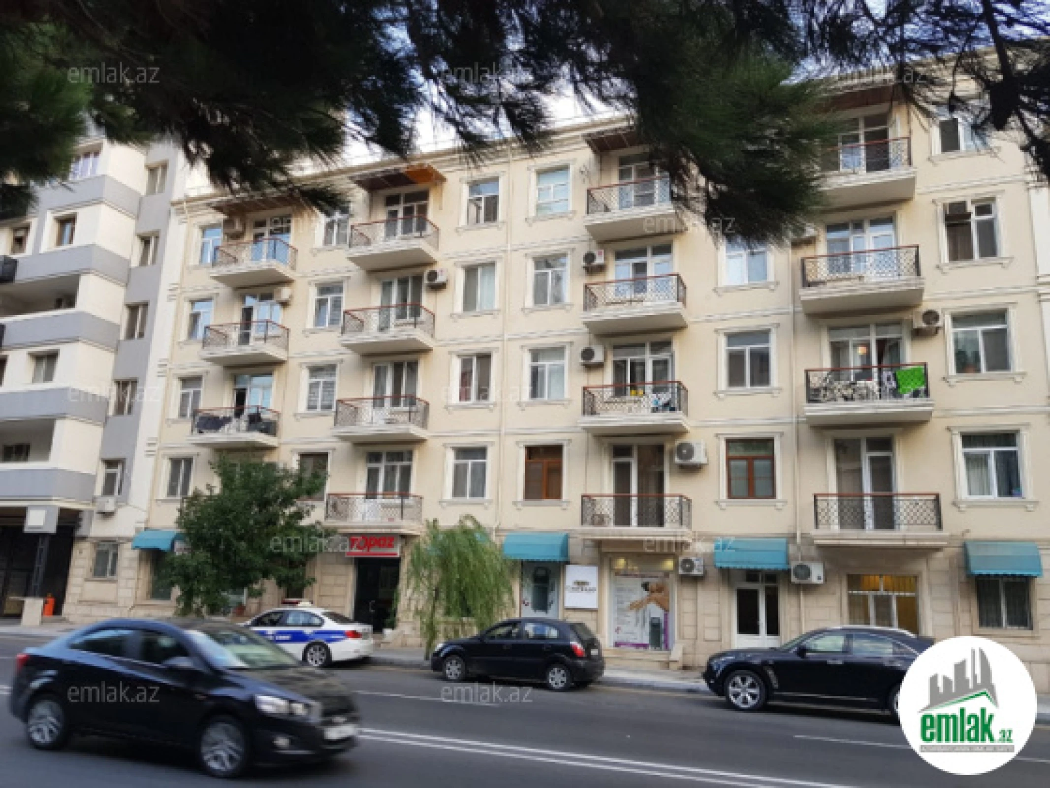 Satılır 3 otaqlı köhnə tikili 85 m²