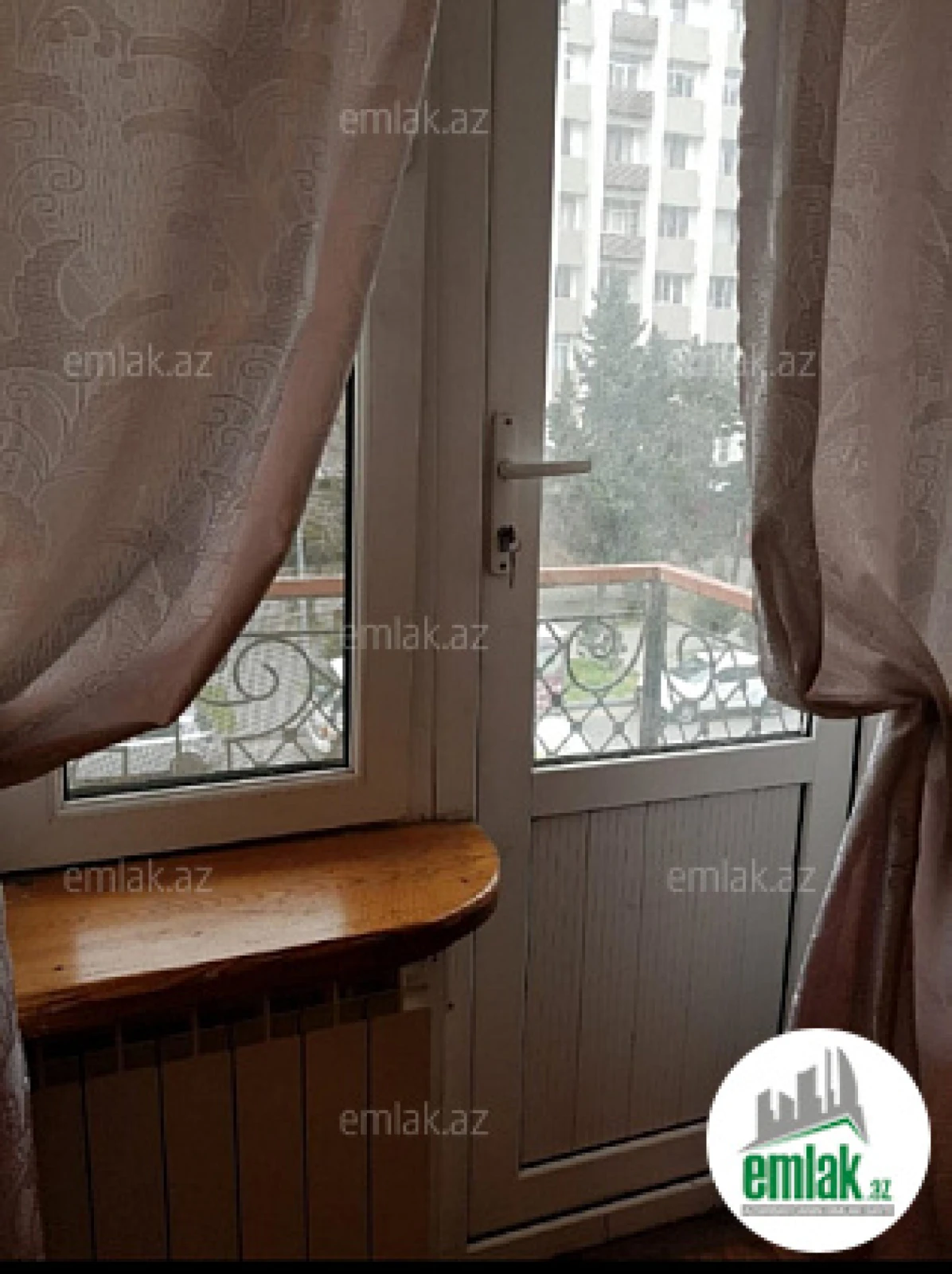 Satılır 3 otaqlı köhnə tikili 85 m²