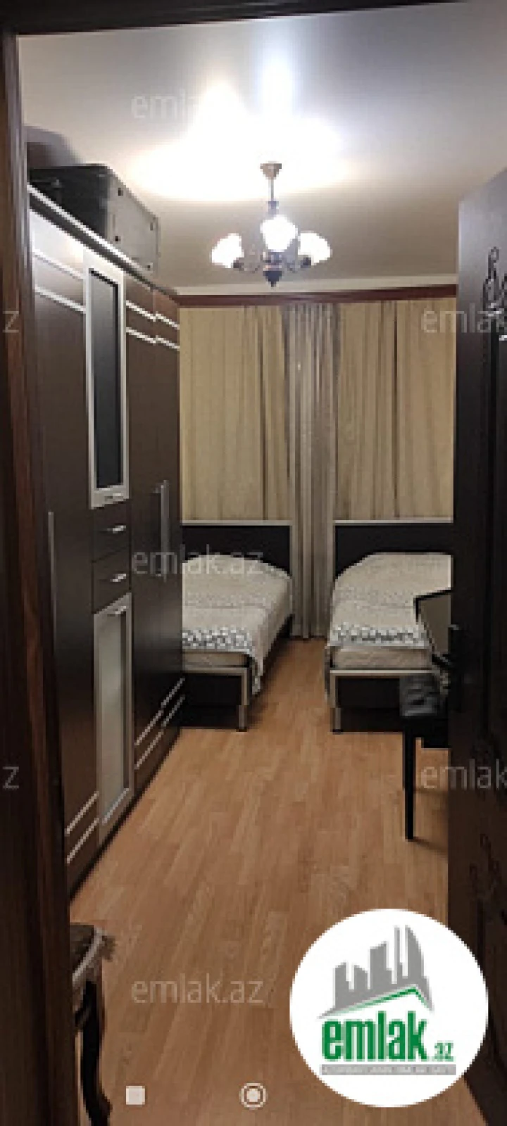 Satılır 3 otaqlı köhnə tikili 85 m²