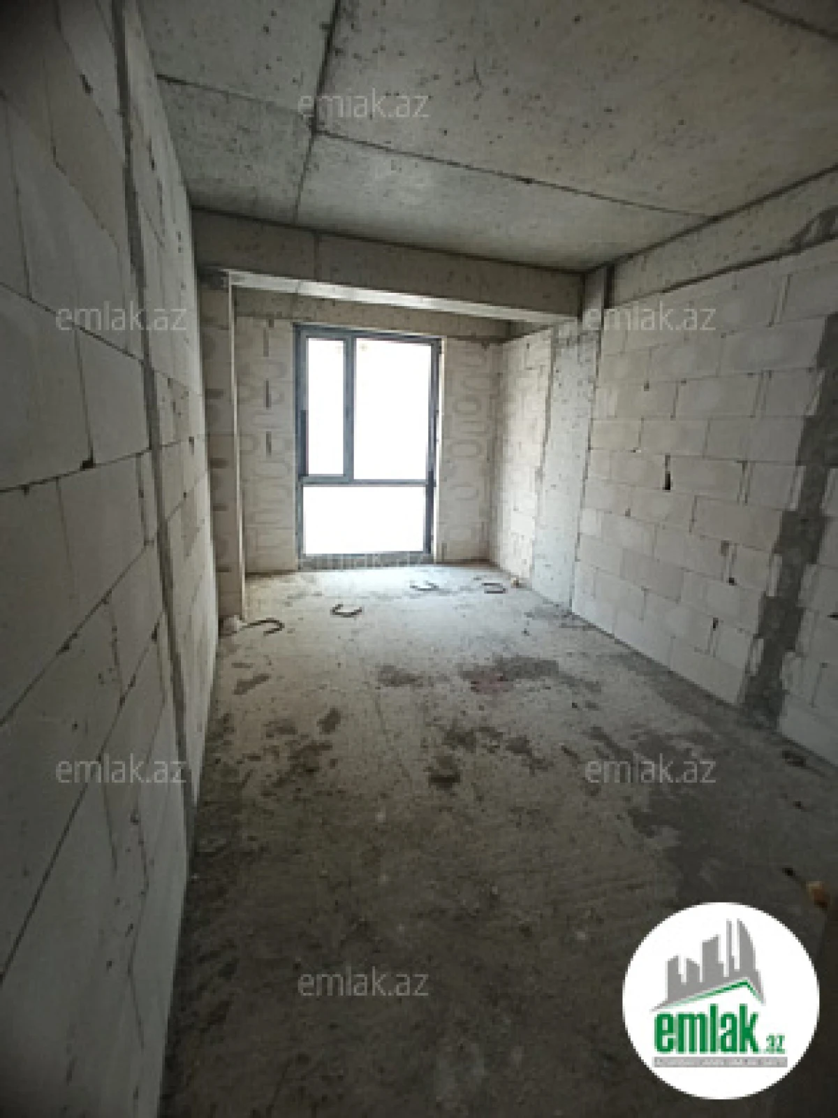 Satılır 3 otaqlı yeni tikili 110 m²