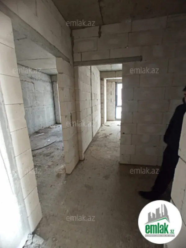 Satılır 3 otaqlı yeni tikili 110 m²