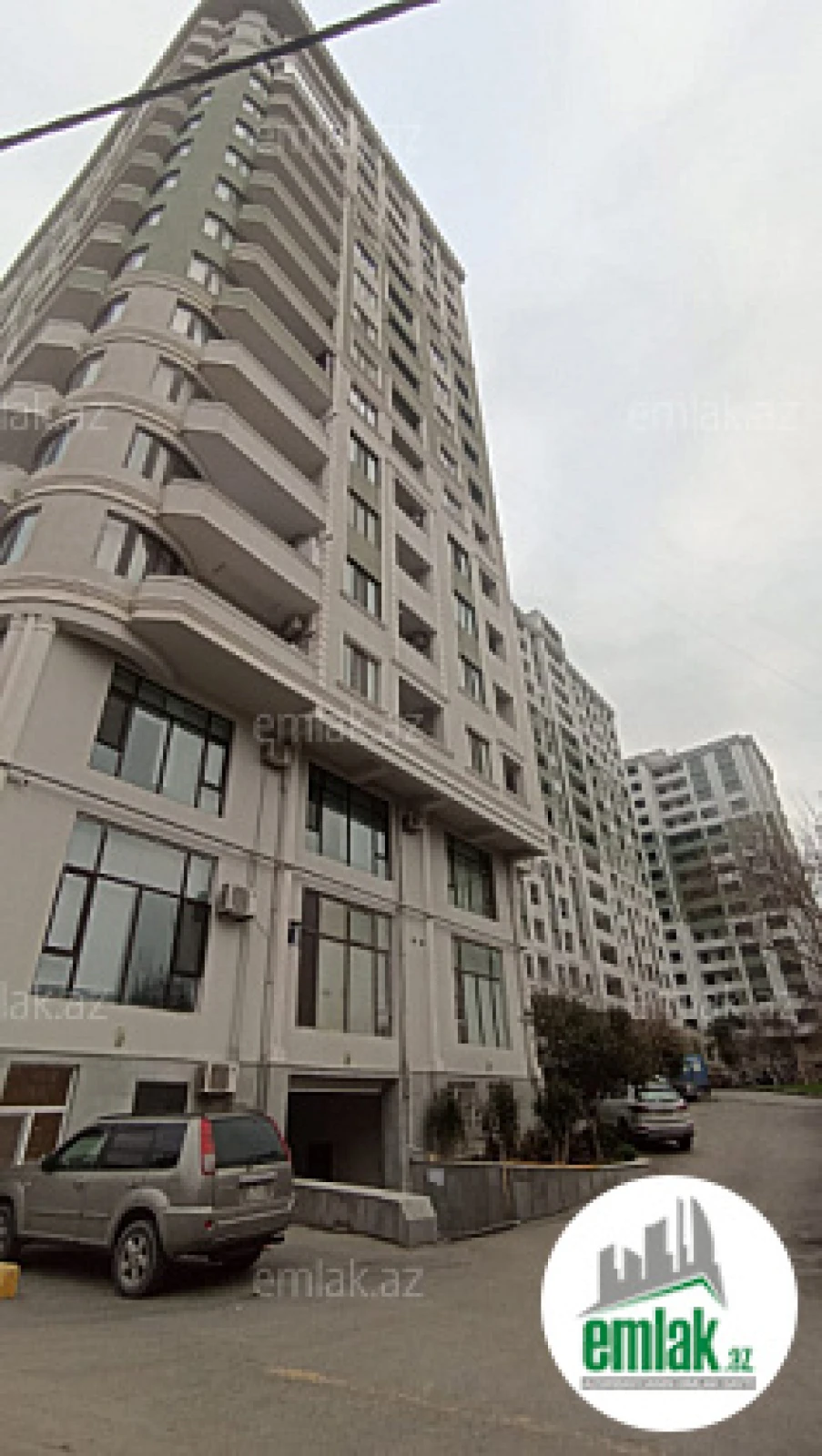 Satılır 3 otaqlı yeni tikili 110 m²