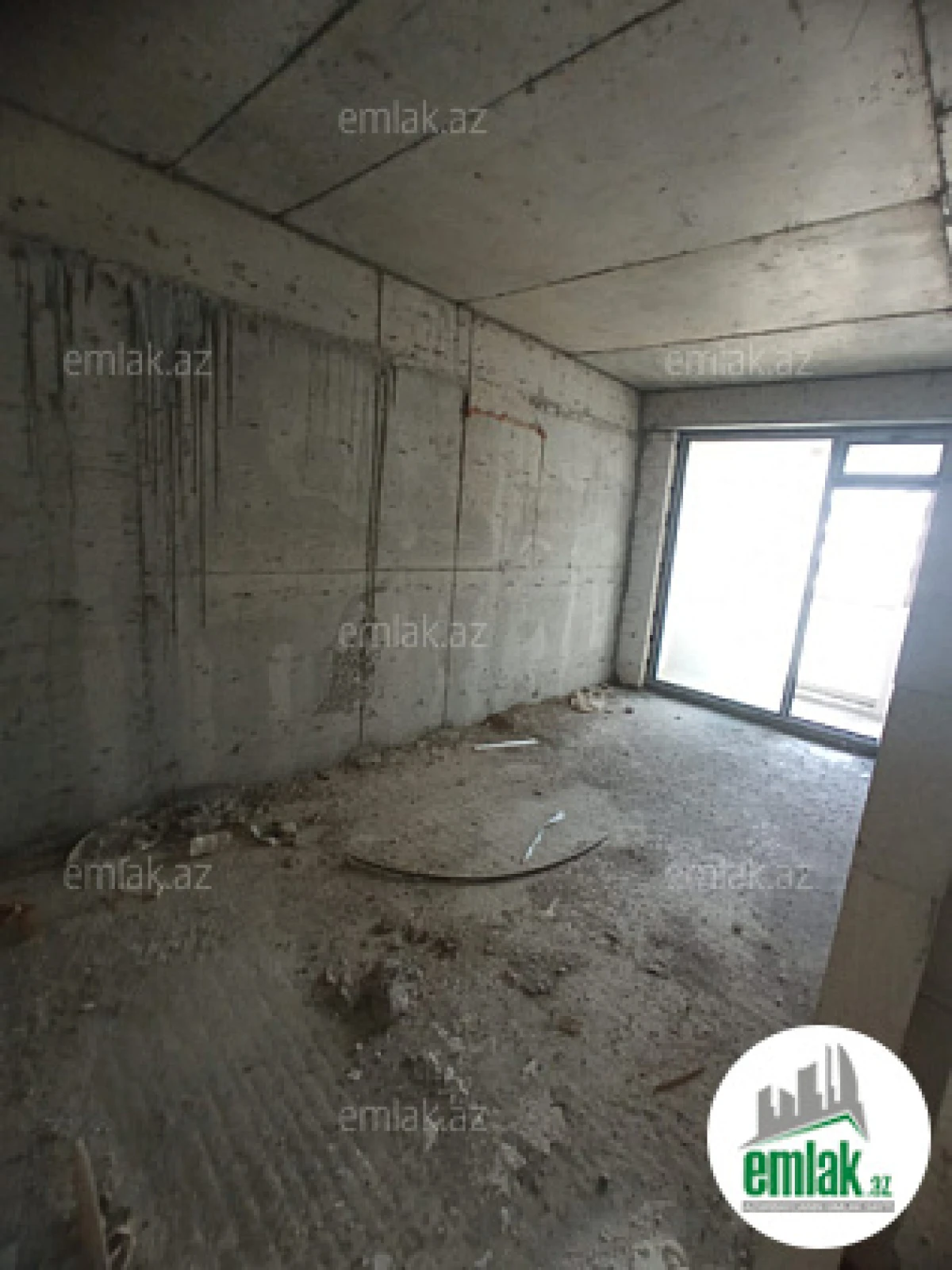 Satılır 3 otaqlı yeni tikili 110 m²