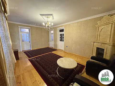 Satılır 5 otaqlı həyət evi 200 m²