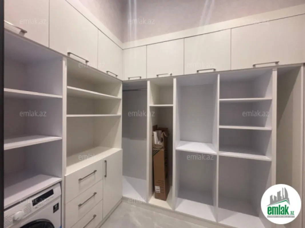 Satılır 5 otaqlı həyət evi 250 m²