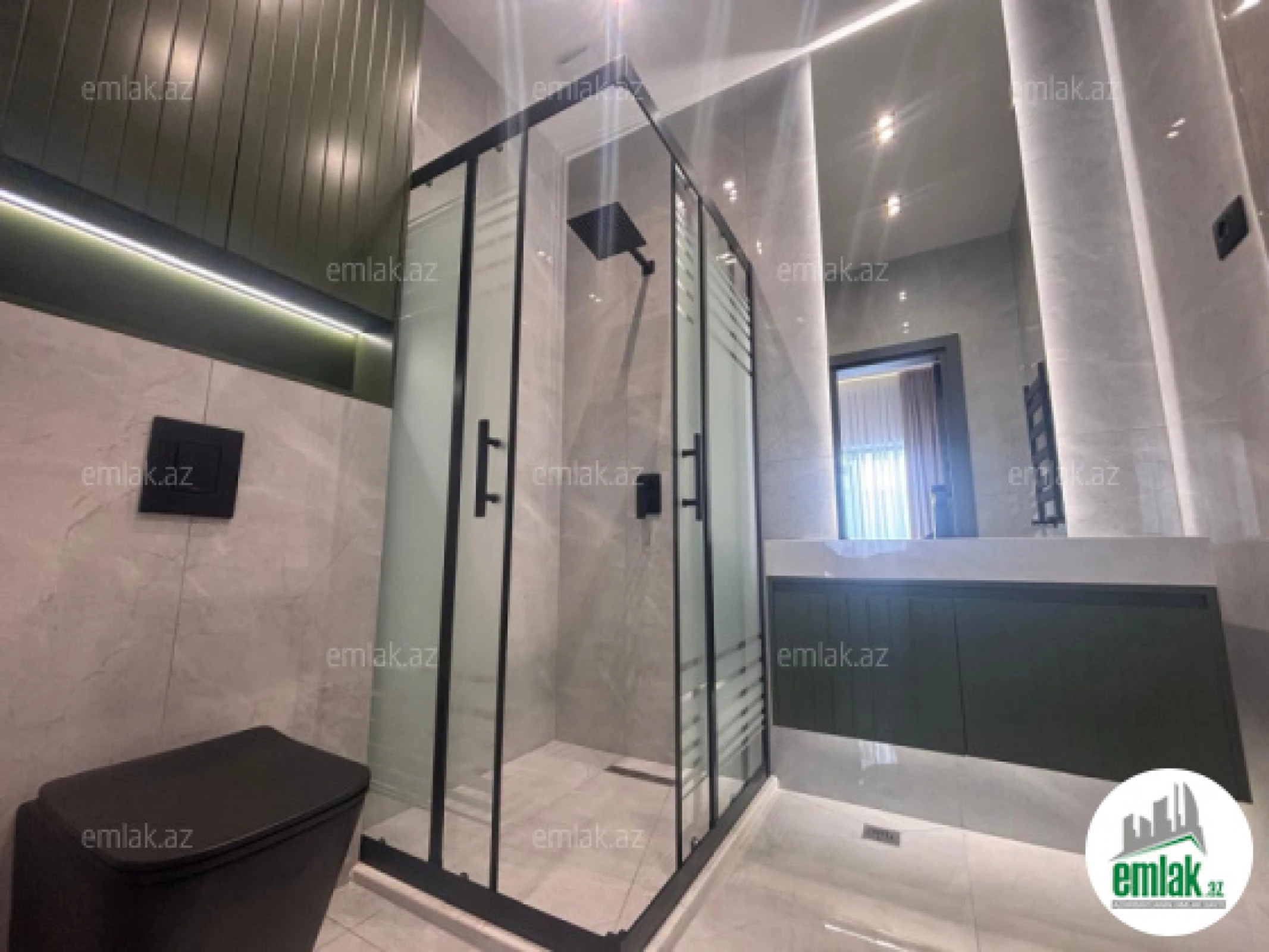 Satılır 5 otaqlı həyət evi 250 m²