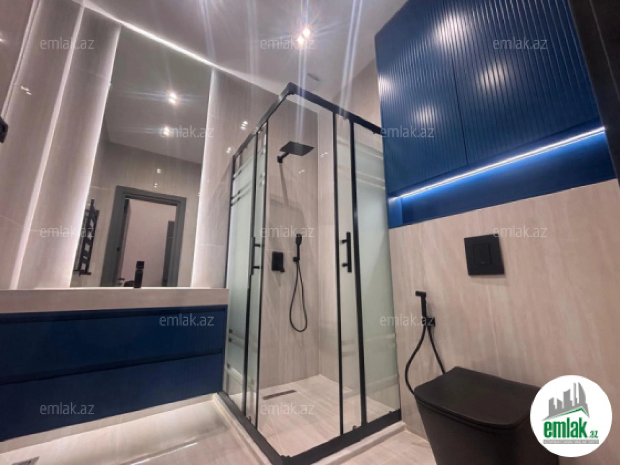 Satılır 5 otaqlı həyət evi 250 m²