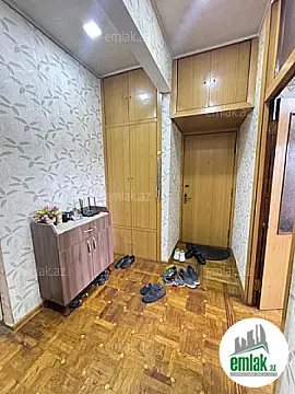 Satılır 3 otaqlı köhnə tikili 90 m²