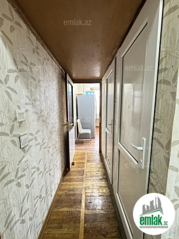 Satılır 3 otaqlı köhnə tikili 90 m²