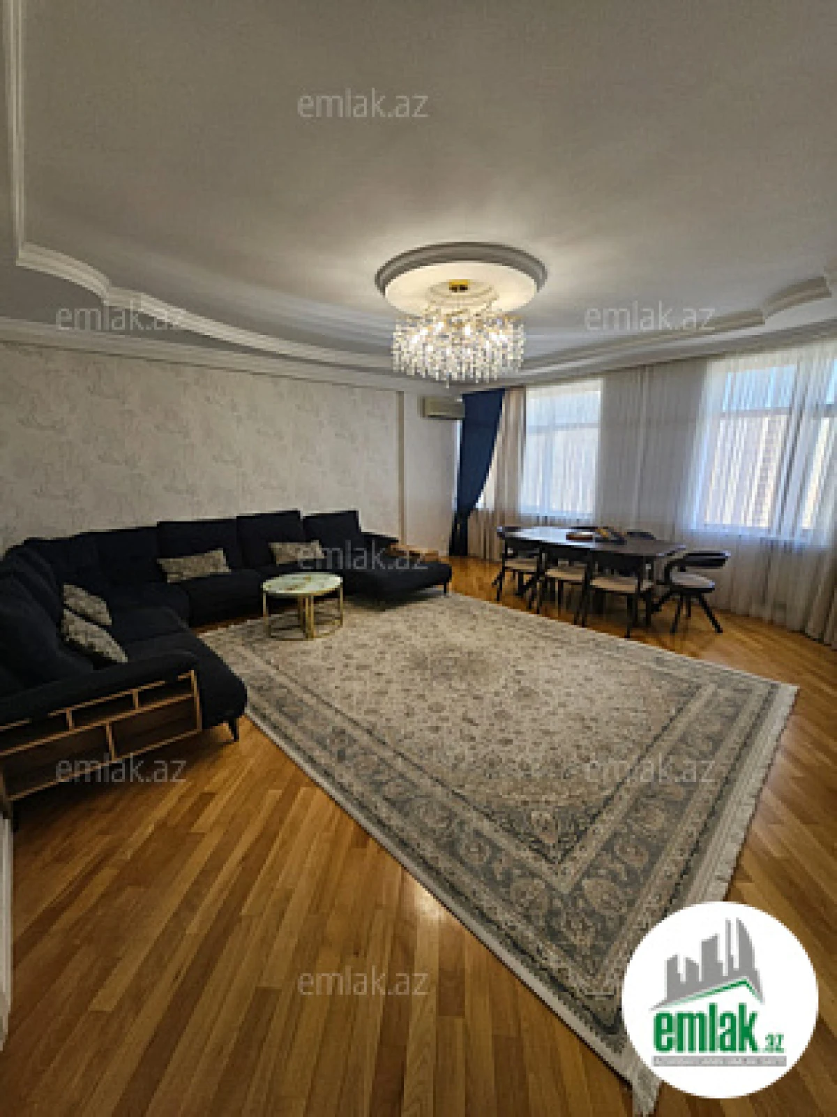 Satılır 3 otaqlı yeni tikili 130 m²