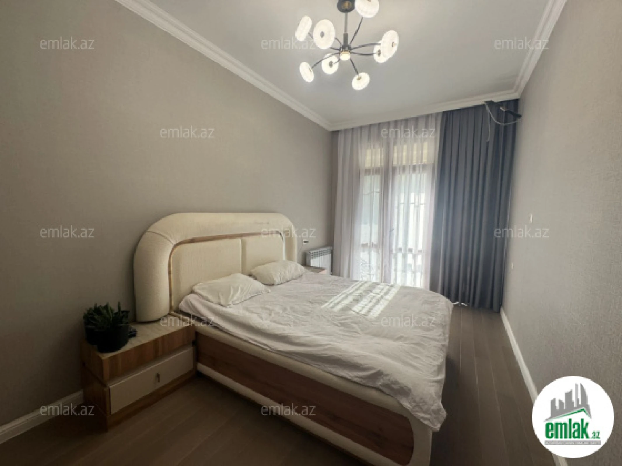 Satılır 2 otaqlı yeni tikili 60 m²