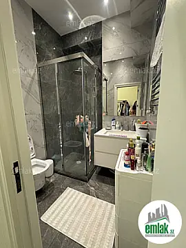 Satılır 2 otaqlı yeni tikili 60 m²