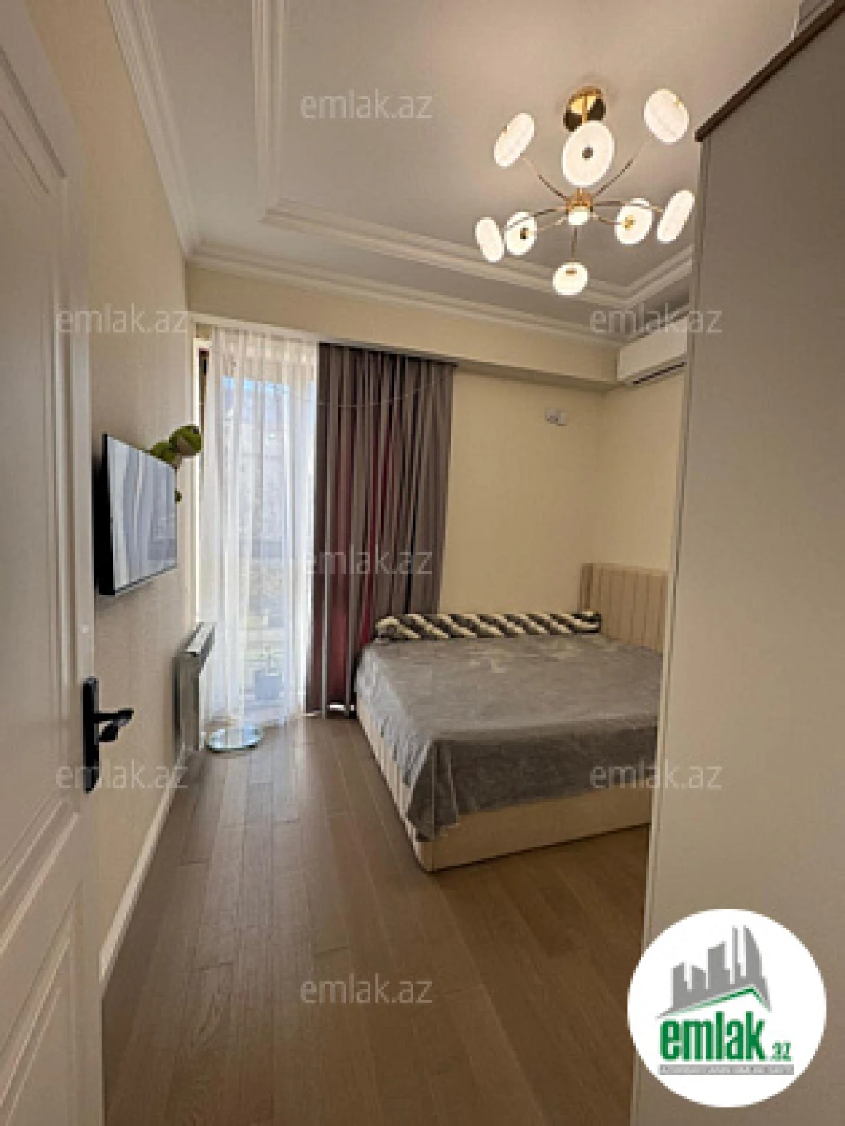 Satılır 2 otaqlı yeni tikili 60 m²