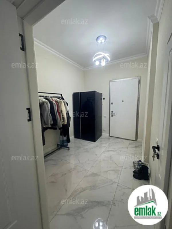 Satılır 2 otaqlı yeni tikili 60 m²