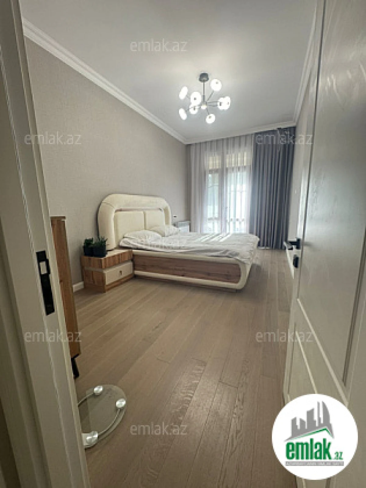 Satılır 2 otaqlı yeni tikili 60 m²