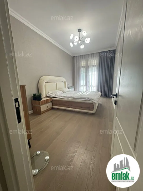 Satılır 2 otaqlı yeni tikili 60 m²
