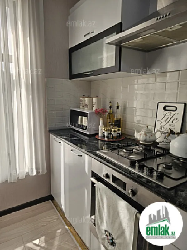 Satılır 3 otaqlı mənzil 80 m²