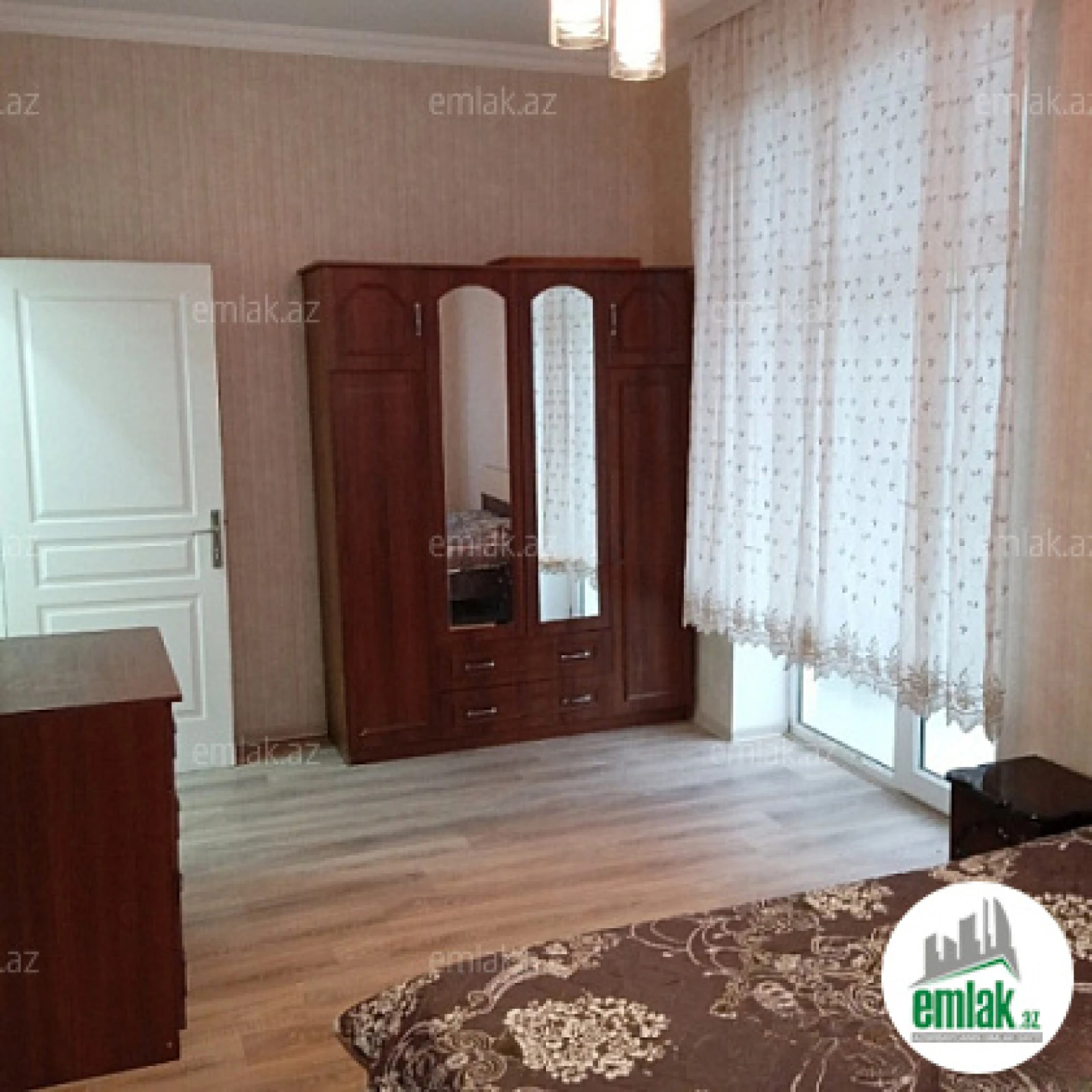 Satılır 3 otaqlı yeni tikili 85 m²