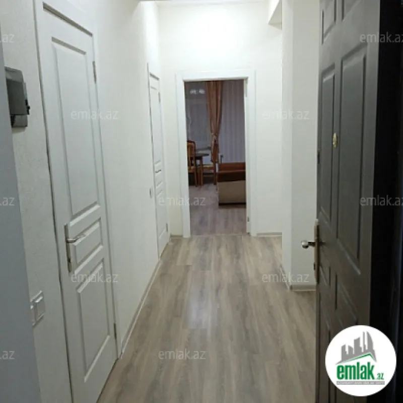 Satılır 3 otaqlı yeni tikili 85 m²