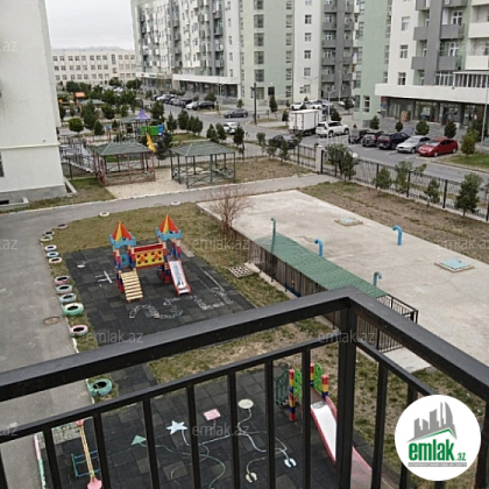 Satılır 3 otaqlı yeni tikili 85 m²