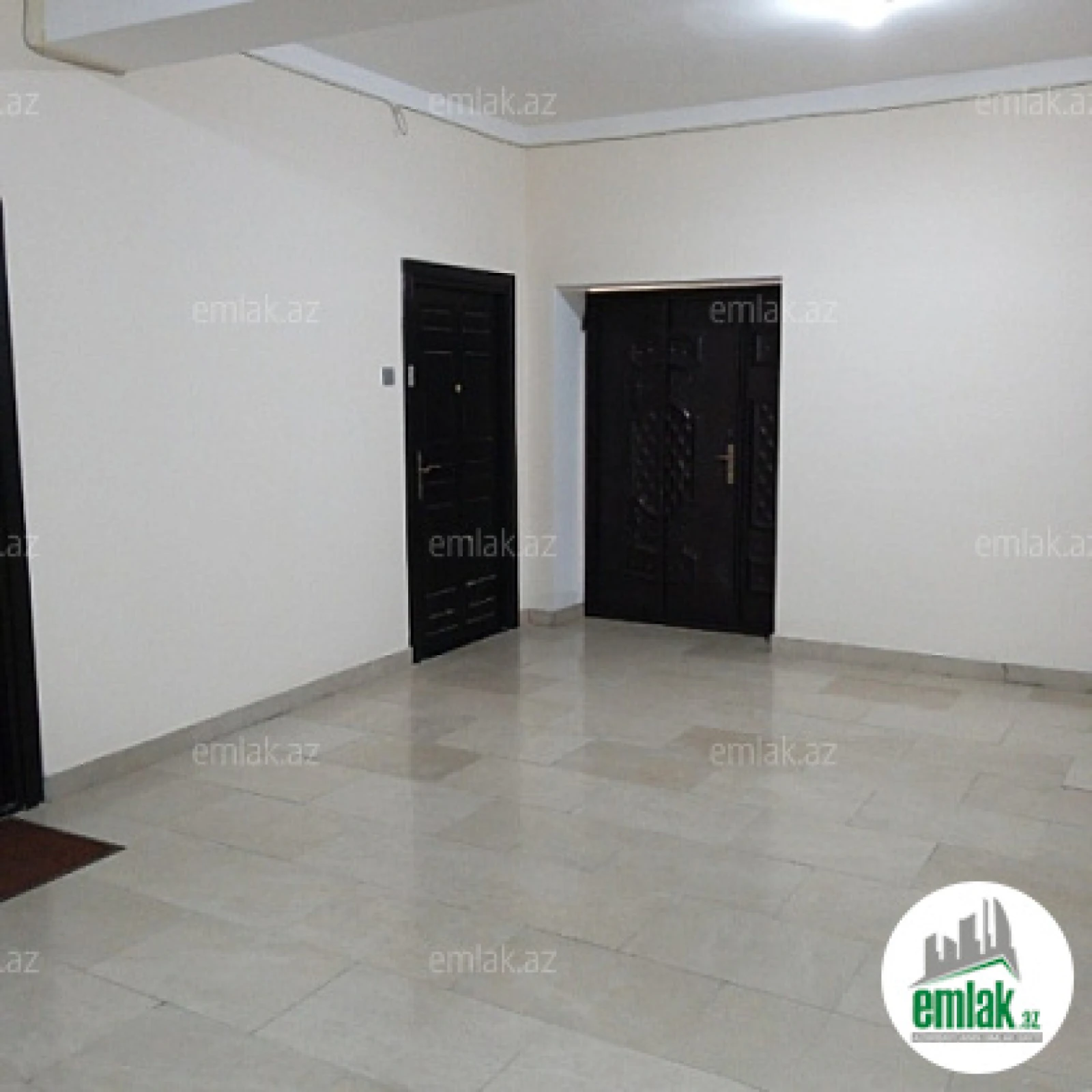 Satılır 3 otaqlı yeni tikili 85 m²