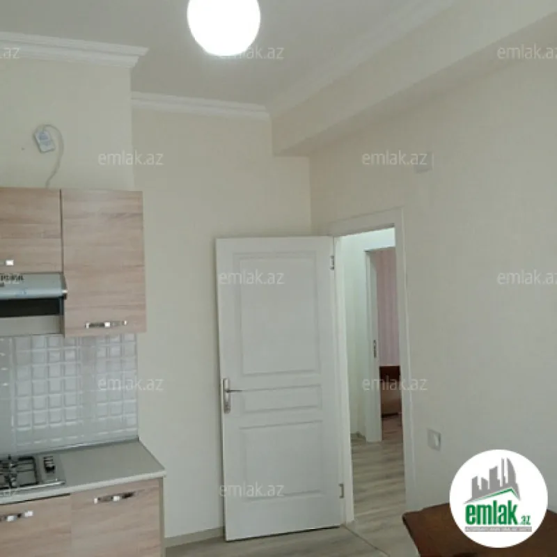 Satılır 3 otaqlı yeni tikili 85 m²