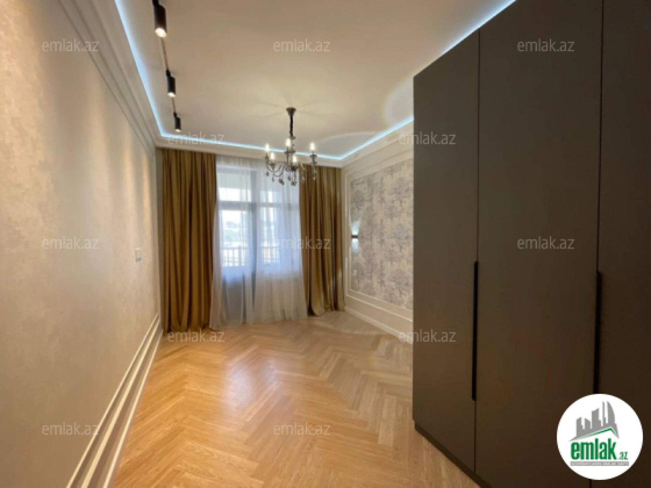 Satılır 3 otaqlı yeni tikili 83.7 m²