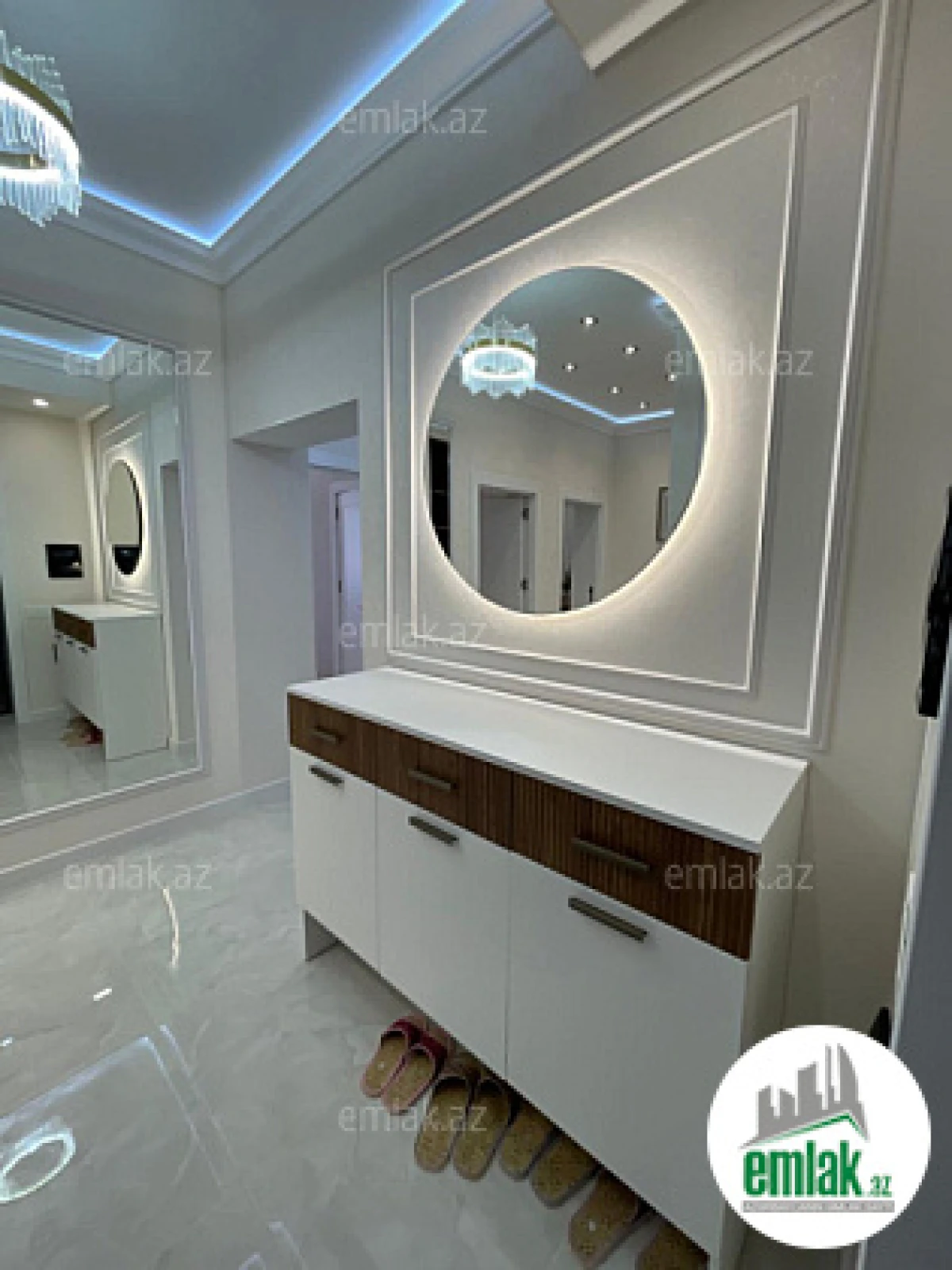 Satılır 3 otaqlı yeni tikili 83.7 m²
