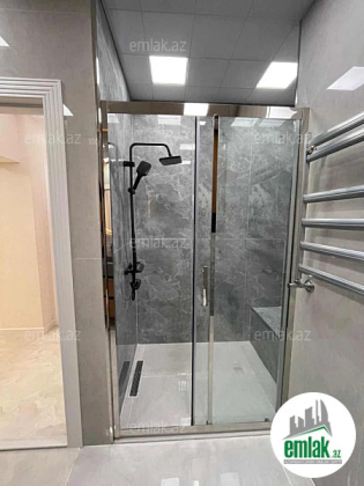 Satılır 3 otaqlı yeni tikili 83.7 m²