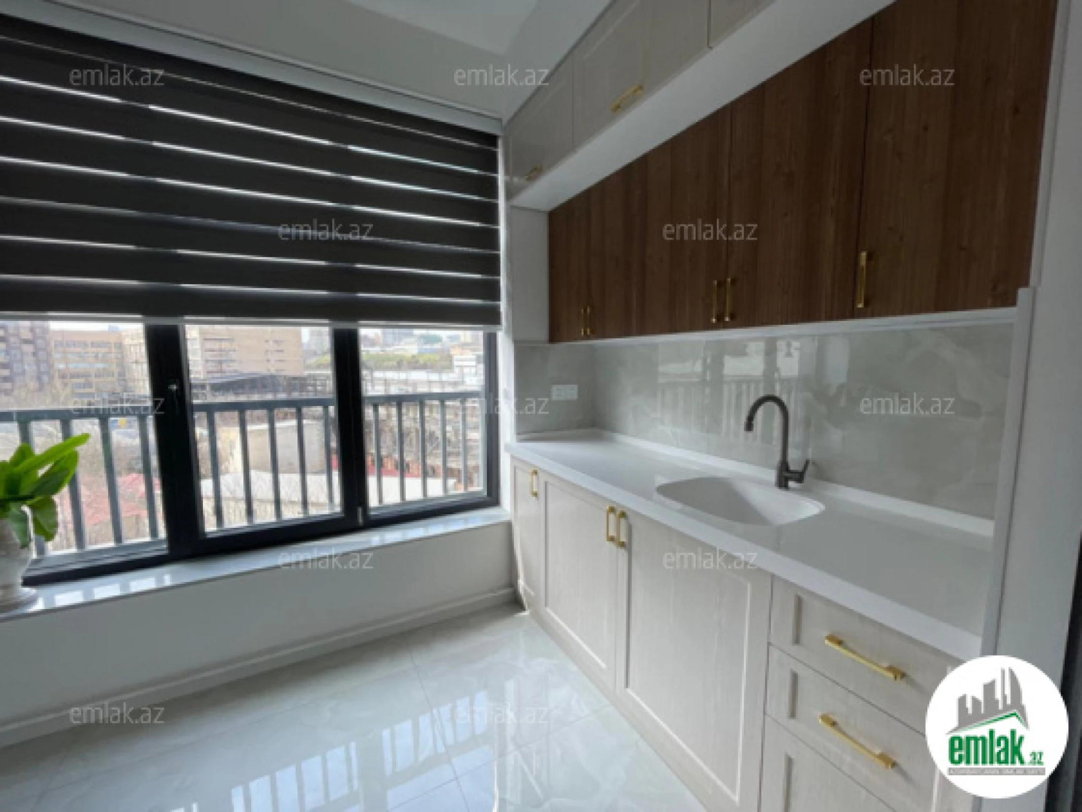 Satılır 3 otaqlı yeni tikili 83.7 m²