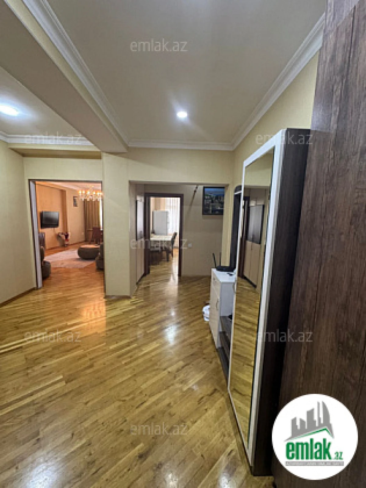 Satılır 3 otaqlı yeni tikili 105 m²