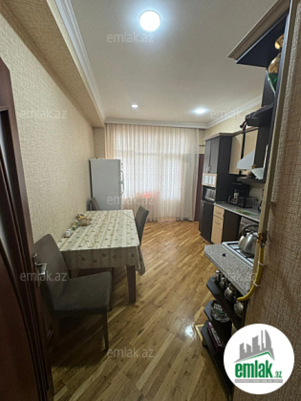 Satılır 3 otaqlı yeni tikili 105 m²