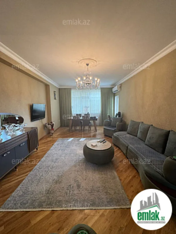 Satılır 3 otaqlı yeni tikili 105 m²
