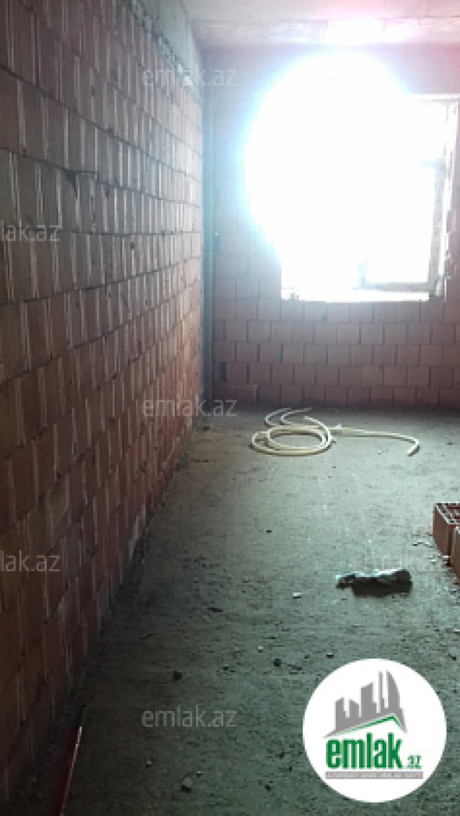 Satılır 2 otaqlı yeni tikili 86 m²