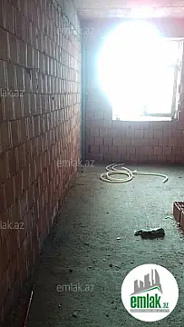 Satılır 2 otaqlı yeni tikili 86 m²