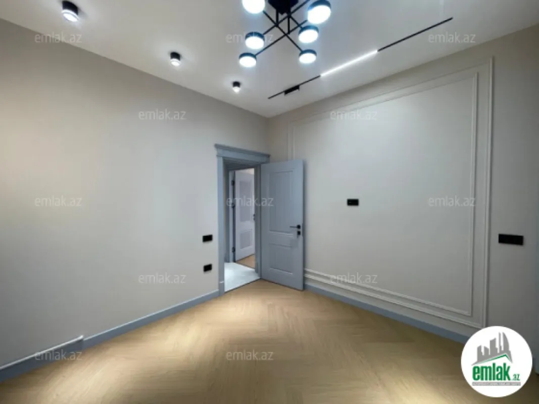 Satılır 3 otaqlı yeni tikili 84 m²