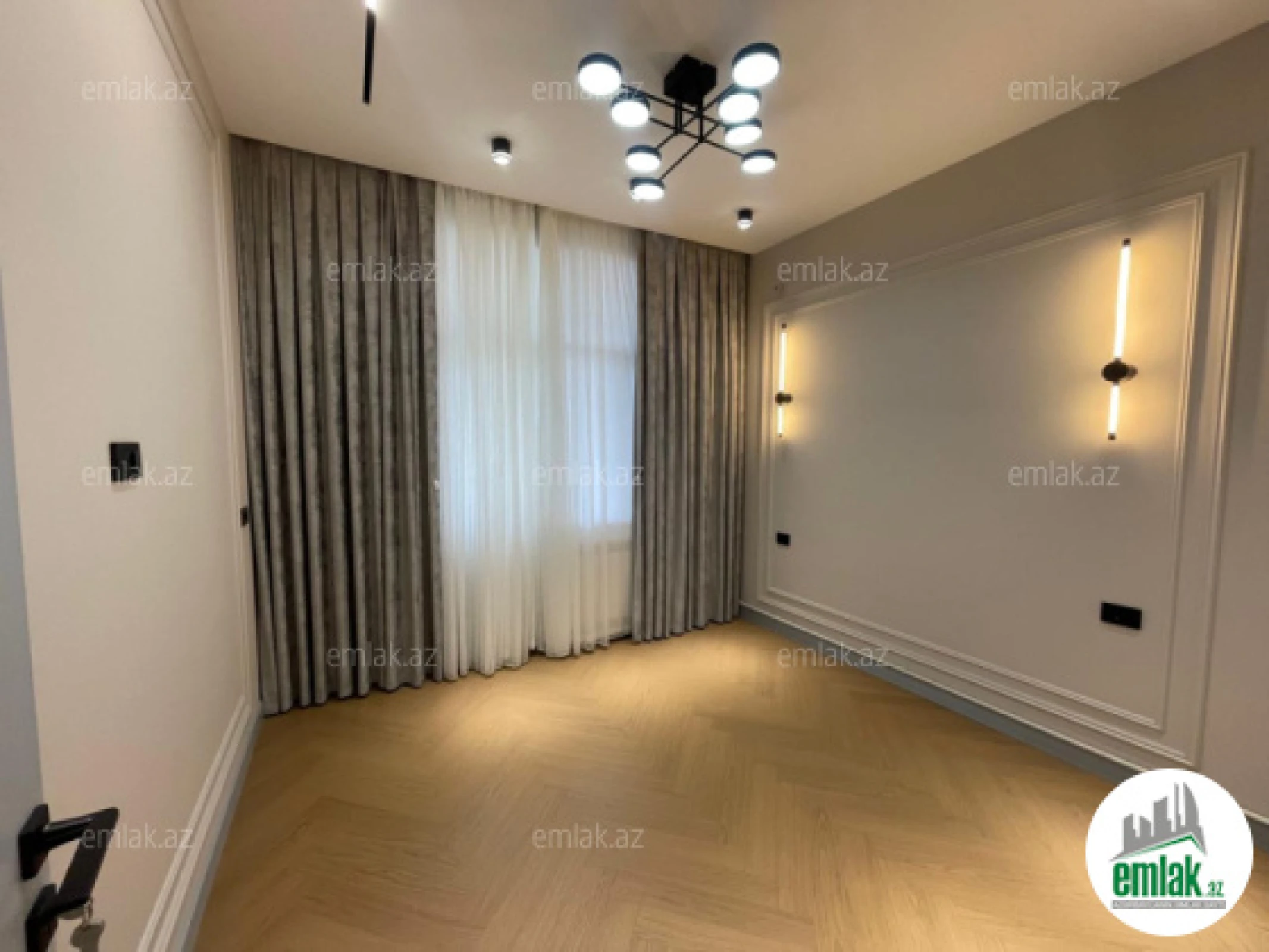 Satılır 3 otaqlı yeni tikili 84 m²